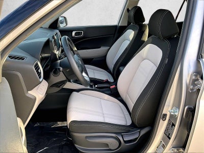2024 Hyundai VENUE SEL IVT