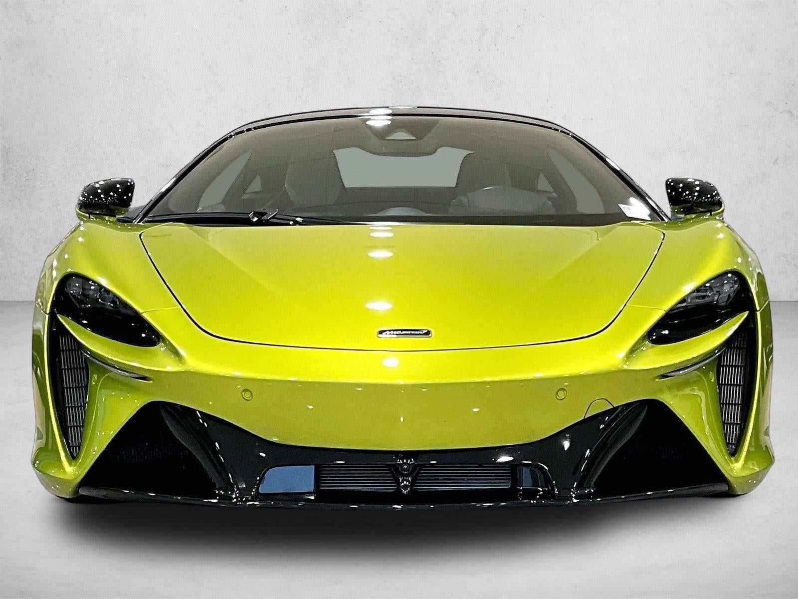 2023 McLaren Artura Coupe