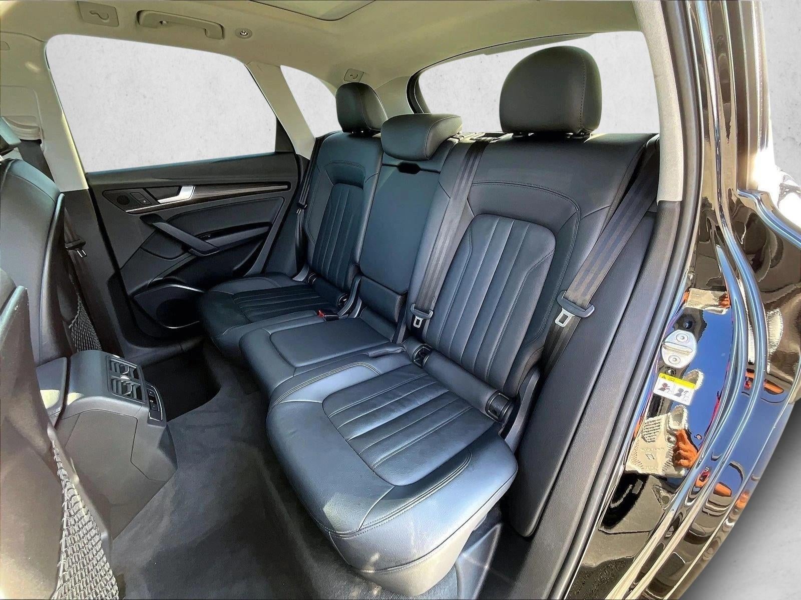 2020 Audi Q5 Premium 55 TFSI e quattro