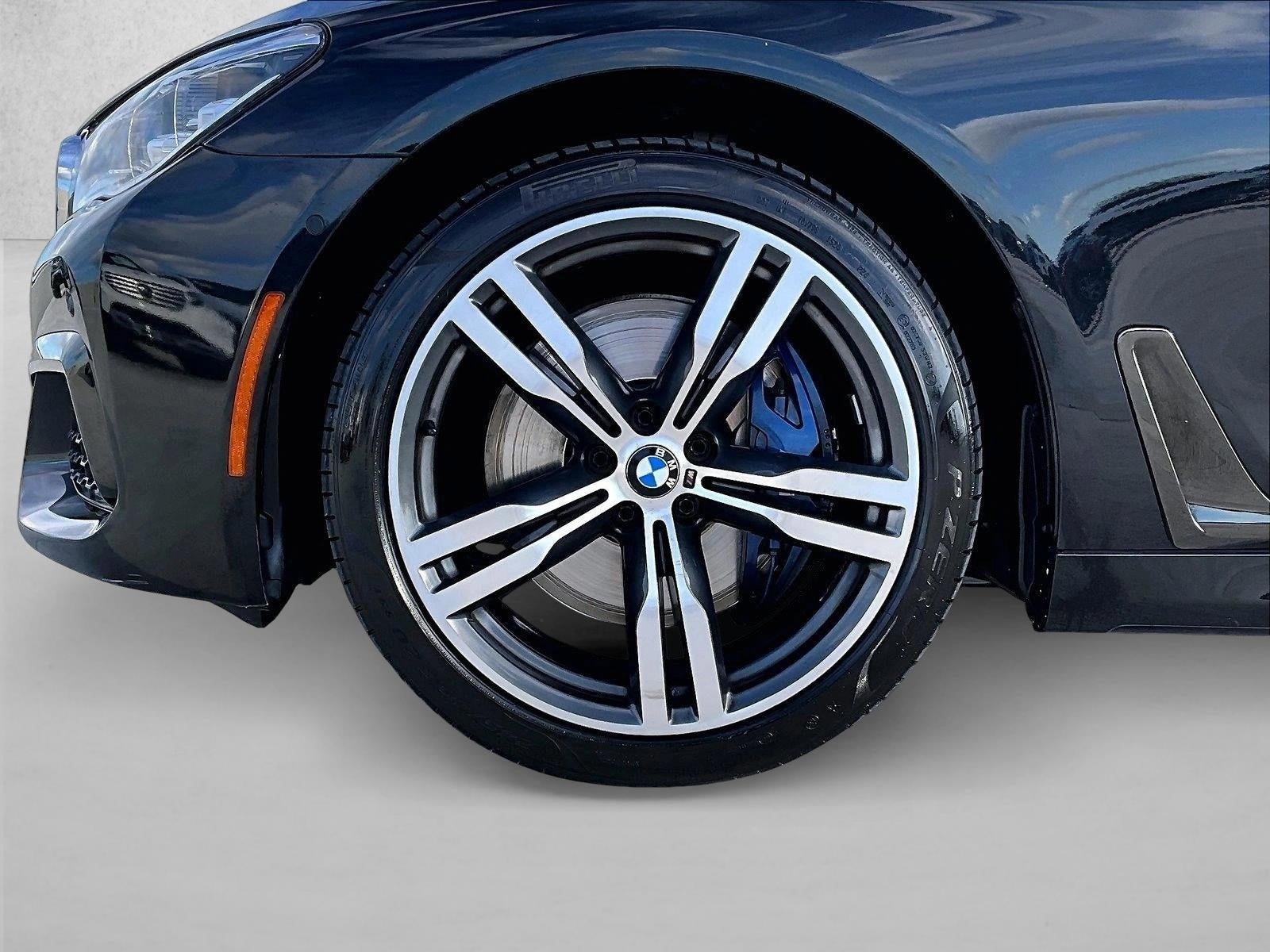 2017 BMW 750i Sedan