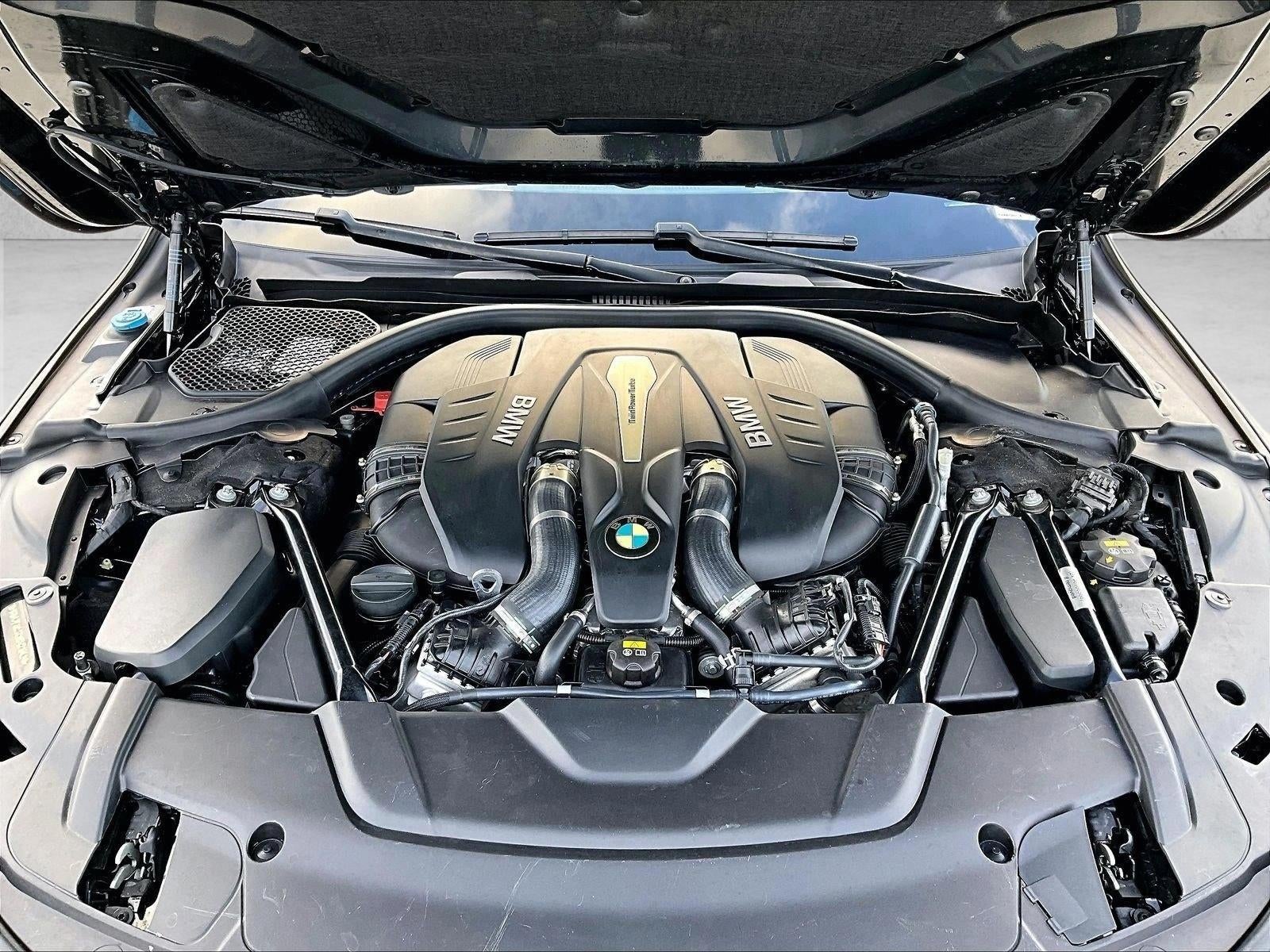 2017 BMW 750i Sedan