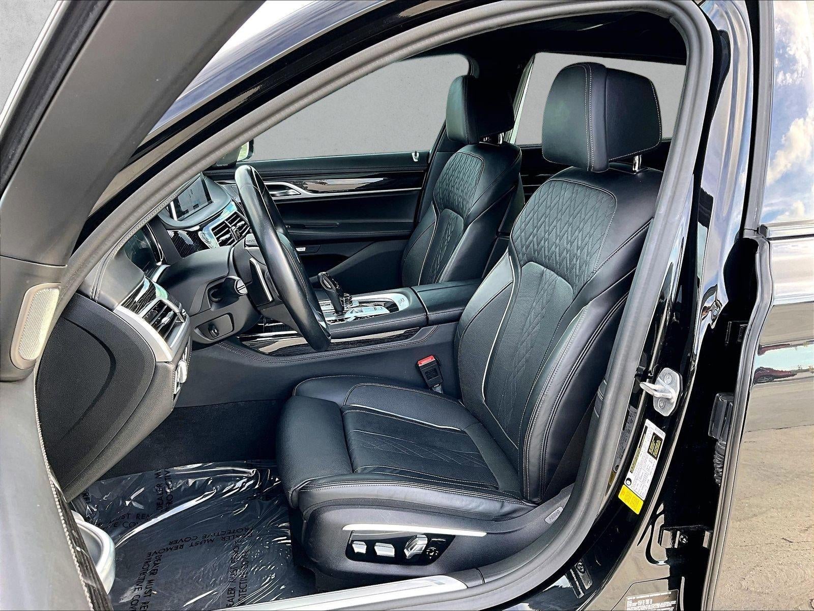 2017 BMW 750i Sedan