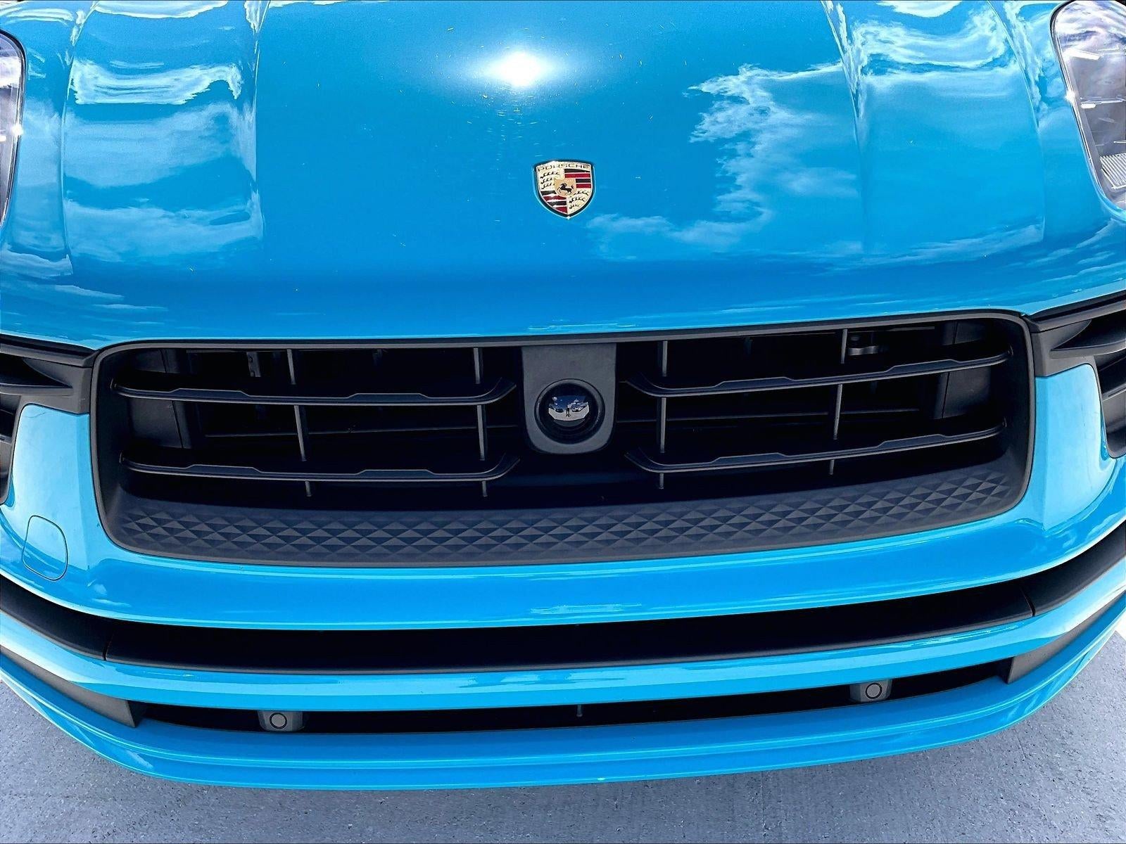 2023 Porsche Macan AWD