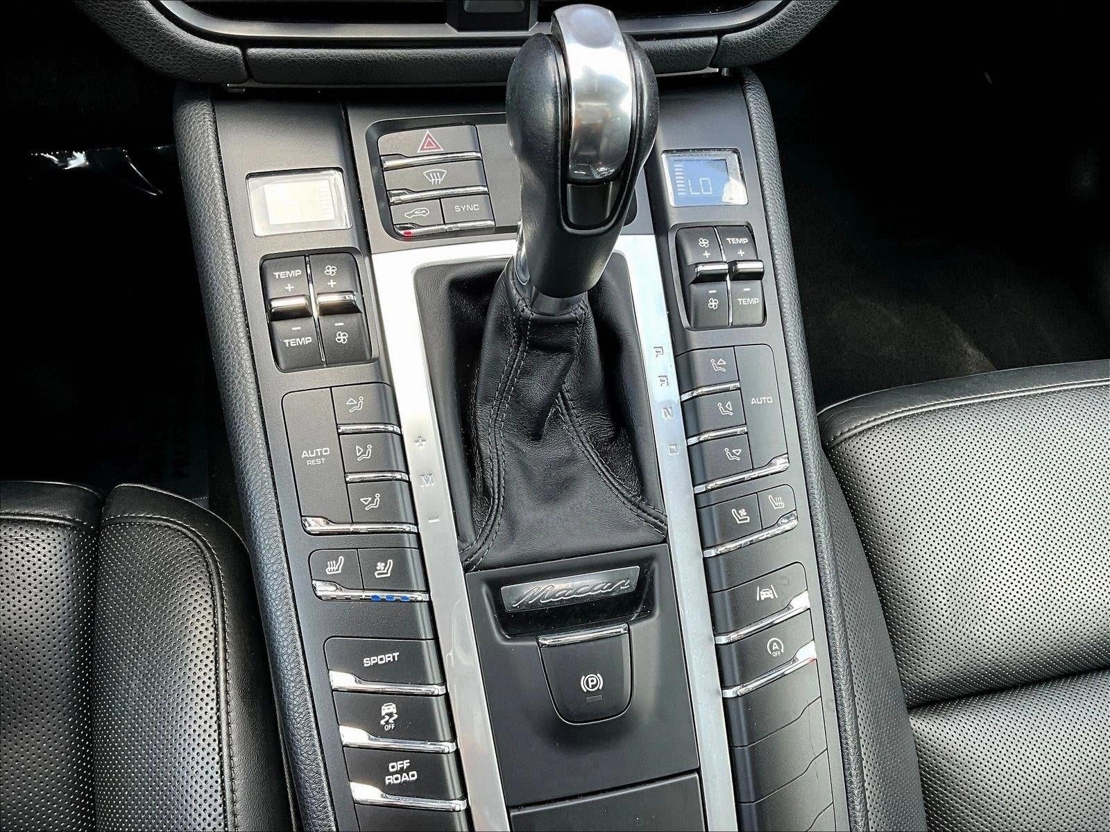 2020 Porsche Macan AWD