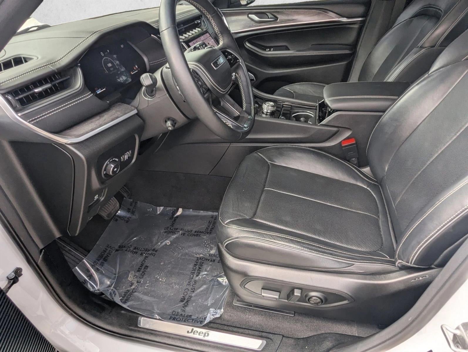 2022 Jeep Grand Cherokee L Overland 4x2