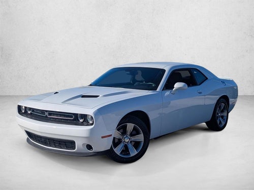 2019 Dodge Challenger SXT RWD