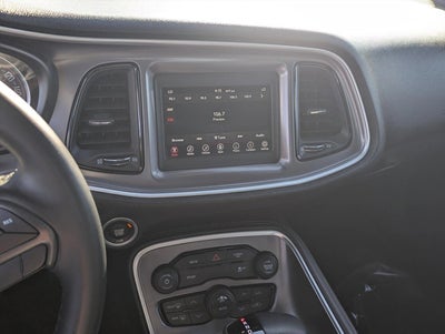 2019 Dodge Challenger SXT RWD