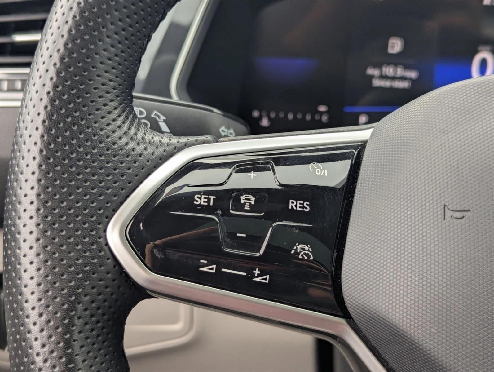 2023 Volkswagen Tiguan 2.0T SE R-Line Black FWD