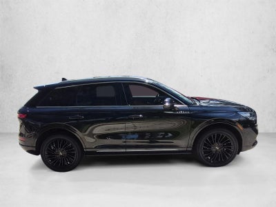 2022 Lincoln Corsair Reserve FWD