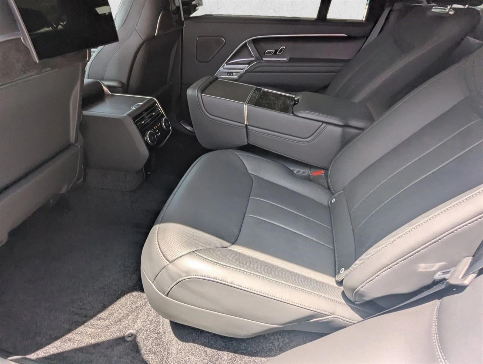2024 Land Rover Range Rover P530 Autobiography LWB