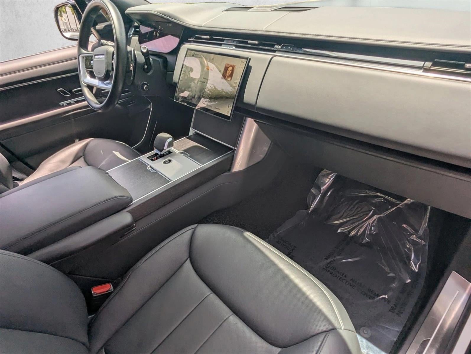 2024 Land Rover Range Rover P530 Autobiography LWB