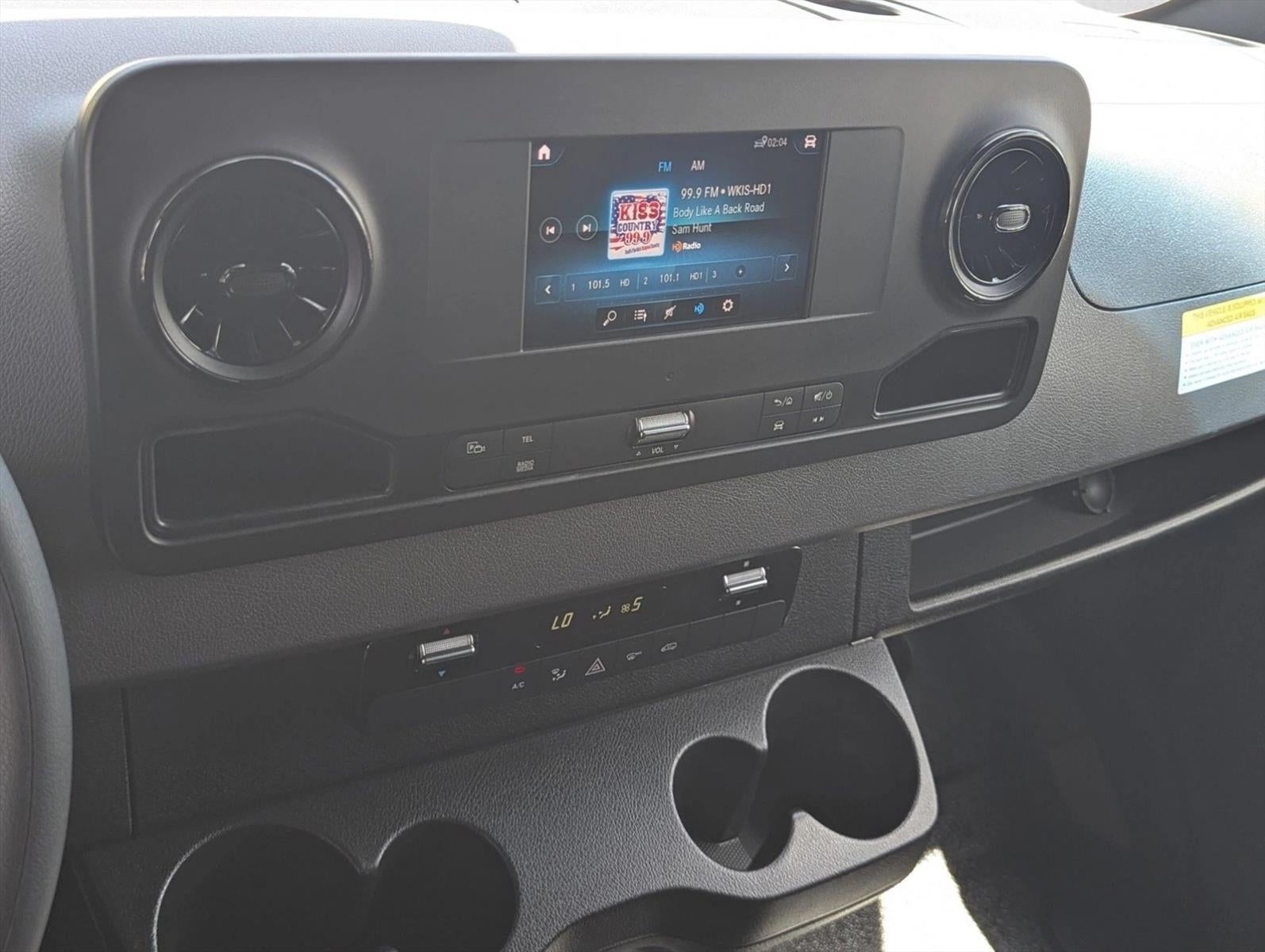 2023 Mercedes-Benz Sprinter Cargo Van 2500 Standard Roof I4 Gas 144" RWD