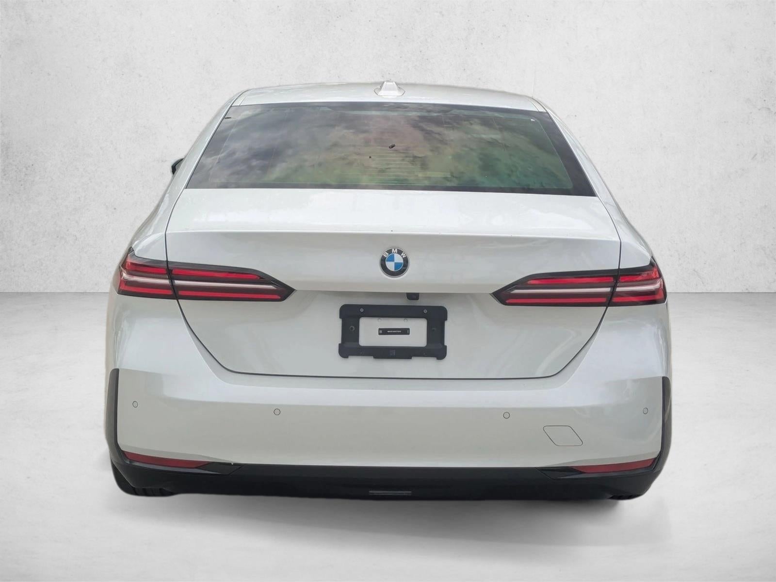 2024 BMW 530i Sedan