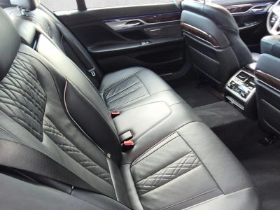2021 BMW 750i xDrive Sedan