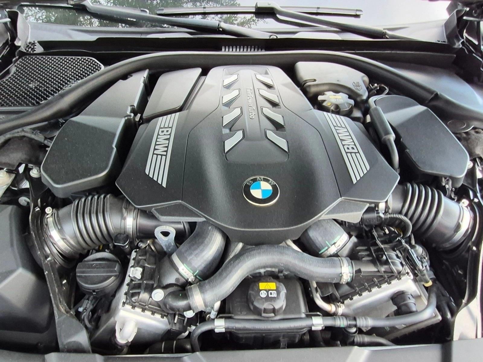 2021 BMW 750i xDrive Sedan