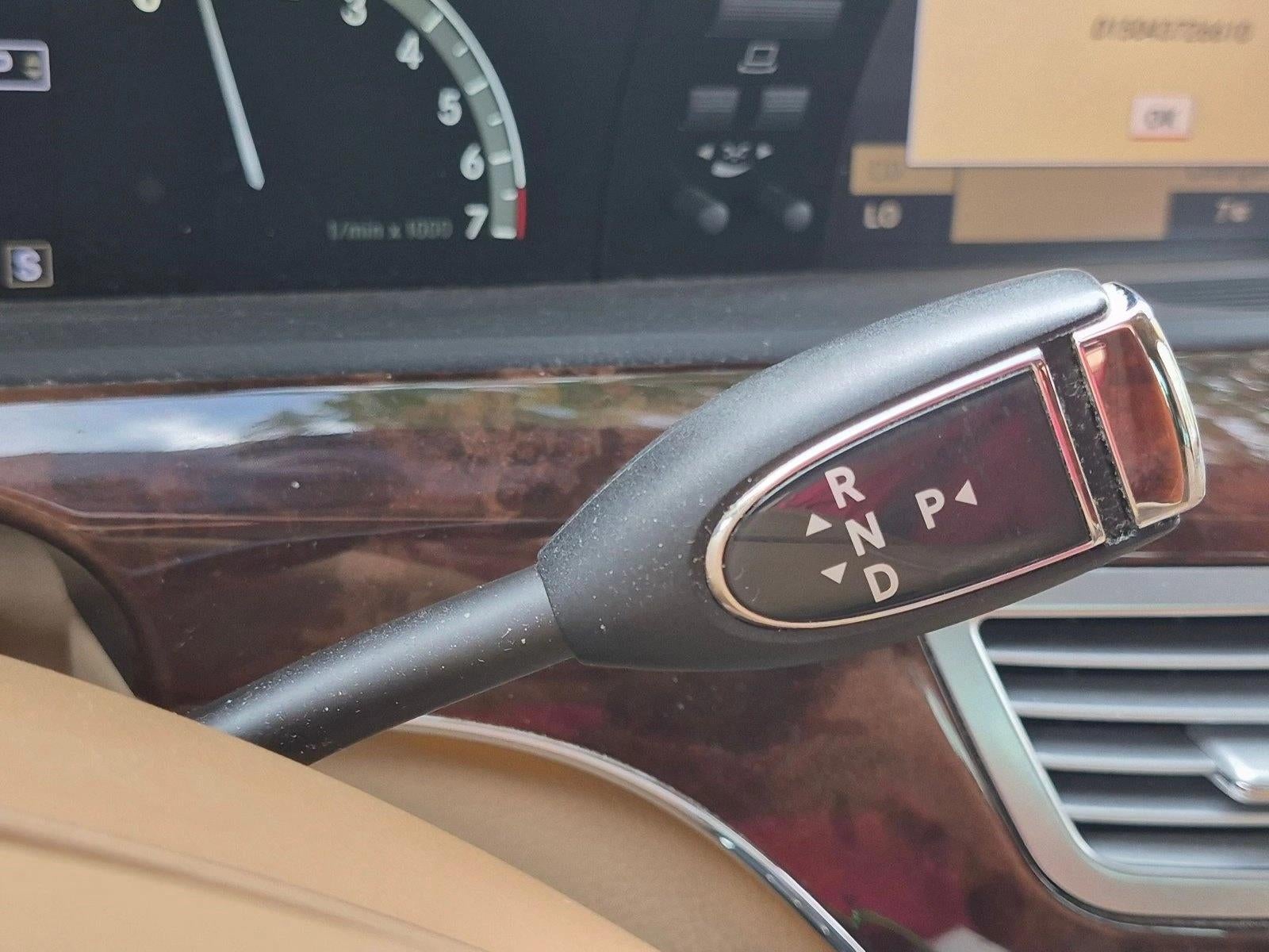 2007 Mercedes-Benz S-Class S 550 Sedan