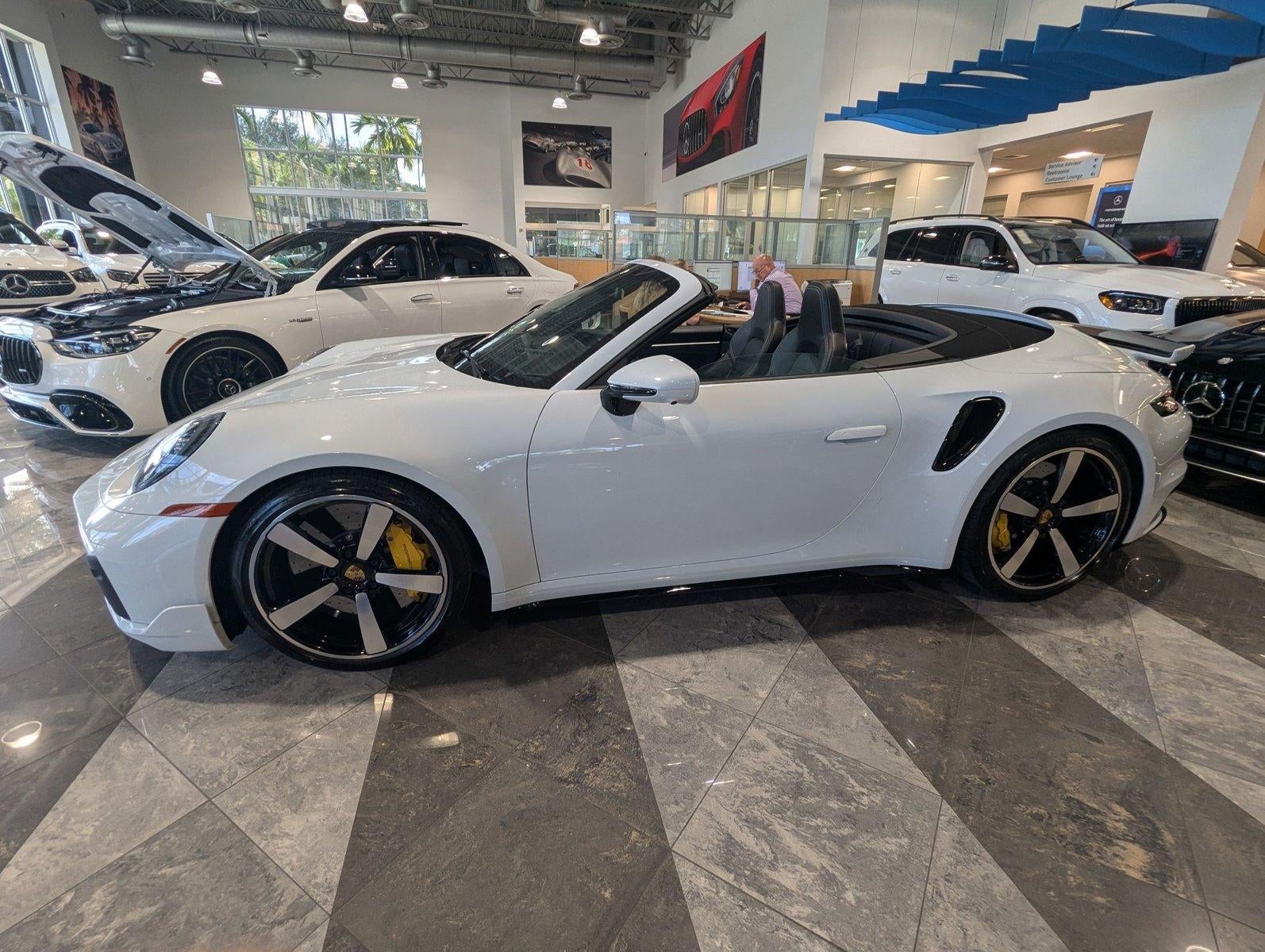 2021 Porsche 911 Turbo S Cabriolet