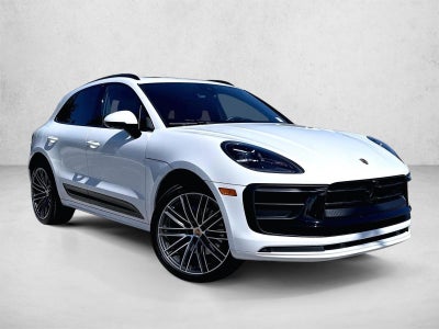 2023 Porsche Macan AWD