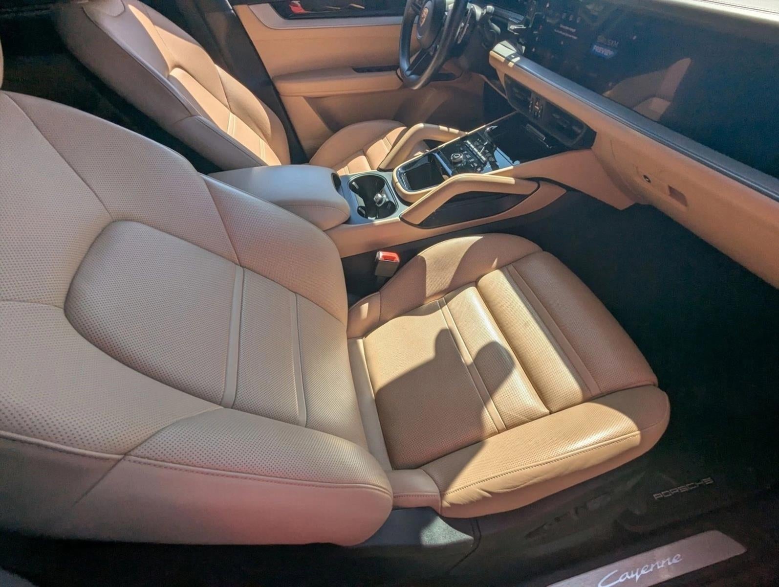 2024 Porsche Cayenne AWD