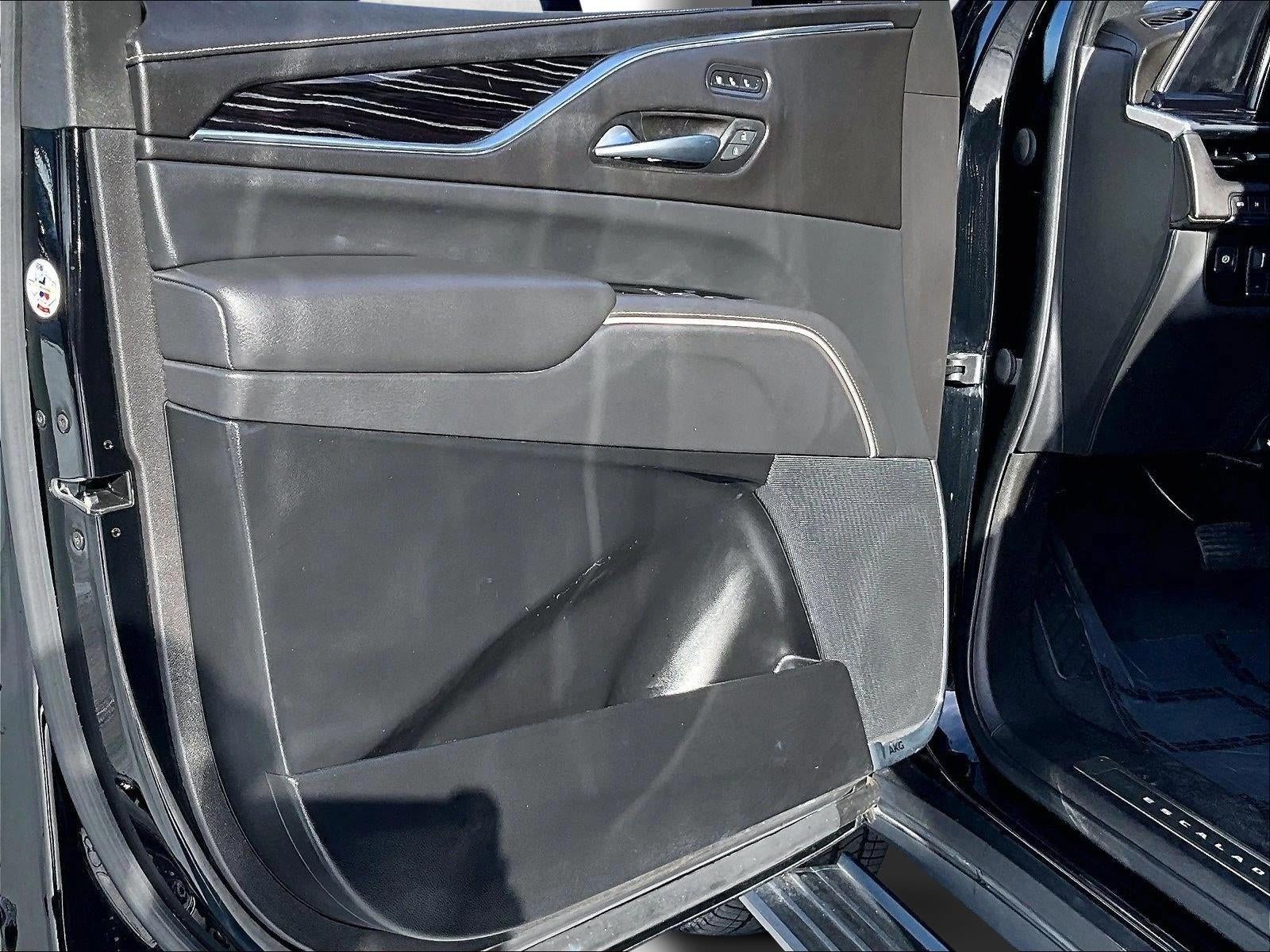 2021 Cadillac Escalade 4WD Sport