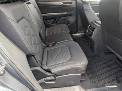 2024 Volkswagen Atlas Cross Sport 2.0T SE w/Technology 4MOTION