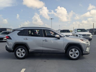2020 Toyota RAV4 XLE FWD (GS)
