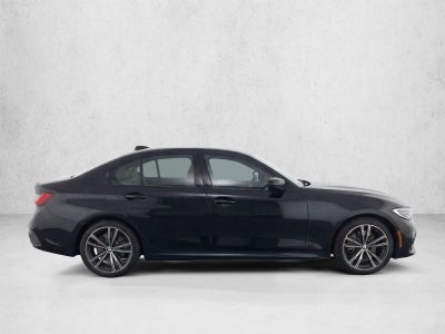2023 BMW 330i Sedan