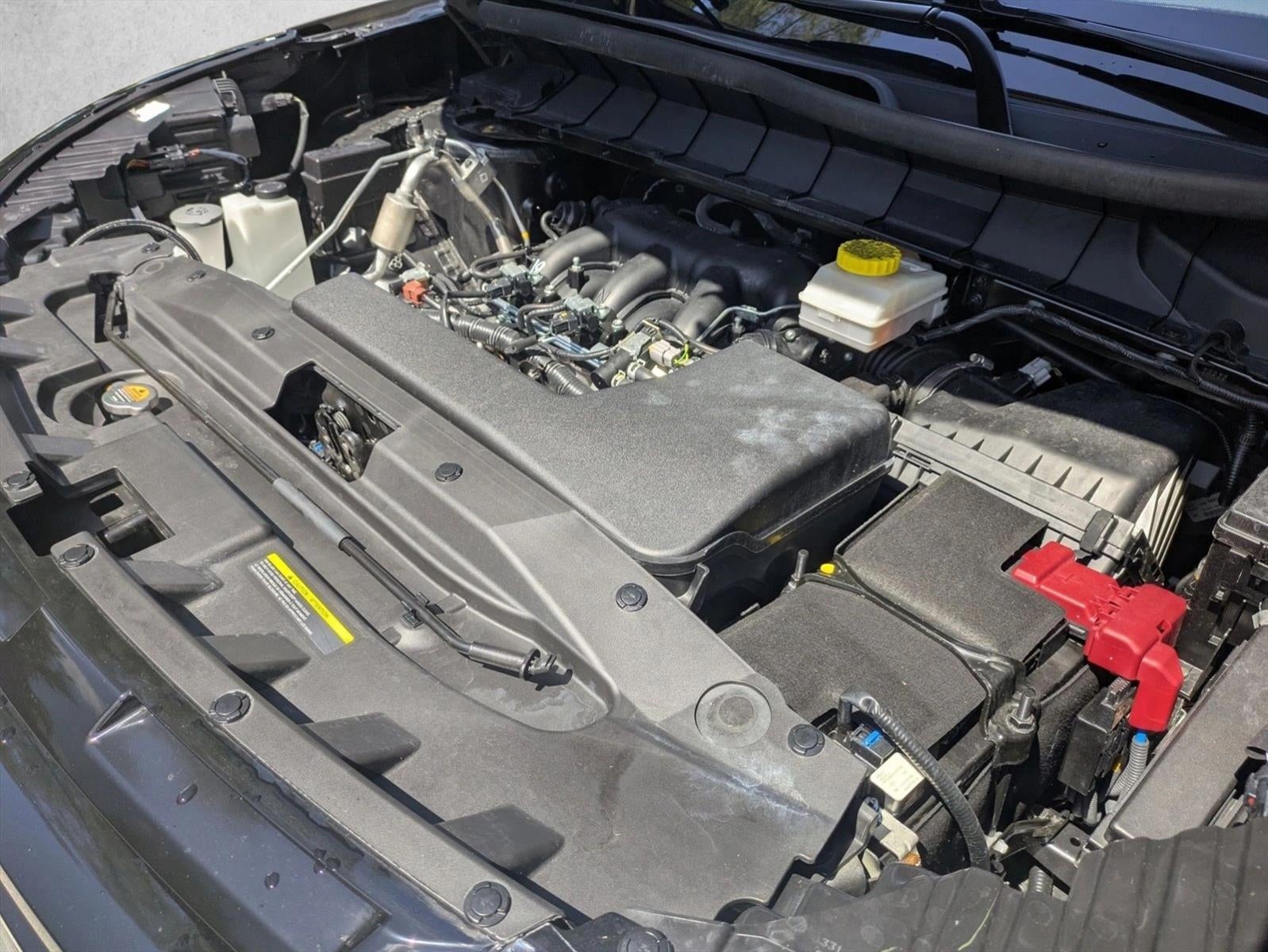 2025 Nissan Pathfinder SL 2WD