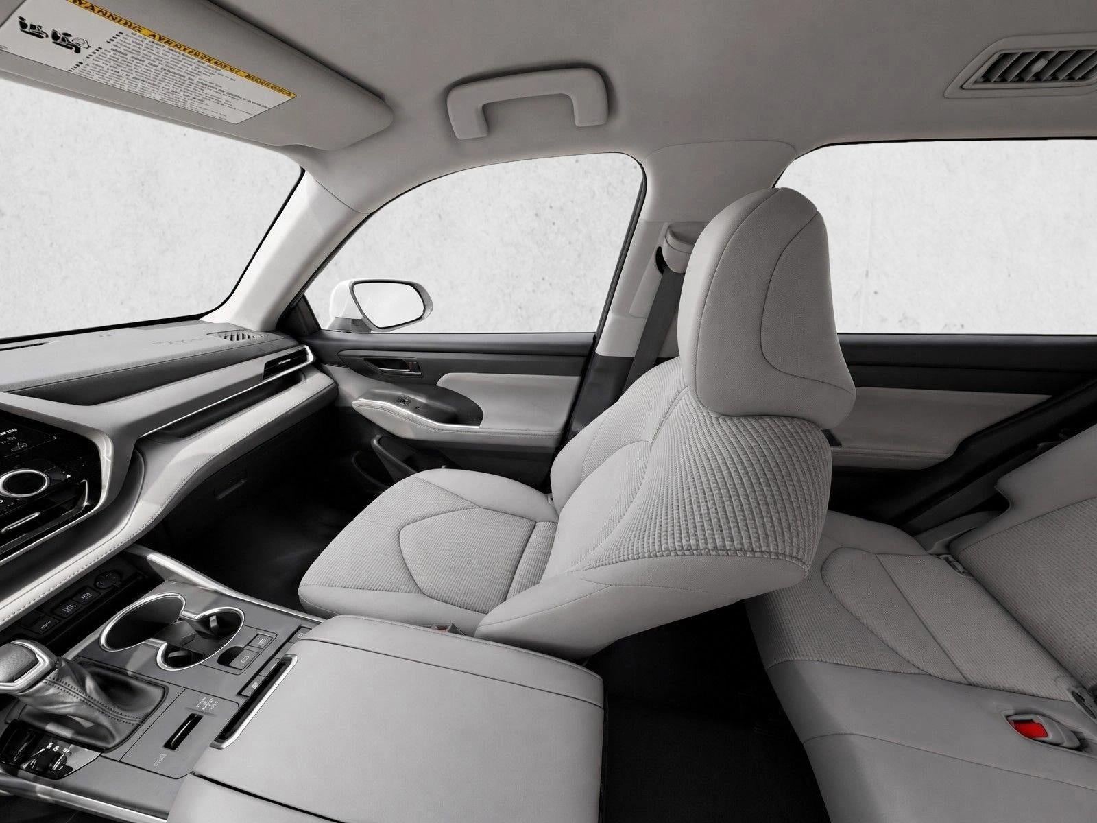 2021 Toyota Highlander L FWD (Natl)