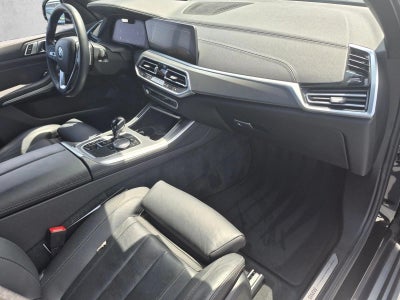 2022 BMW X5 sDrive40i Sports Activity Vehicle