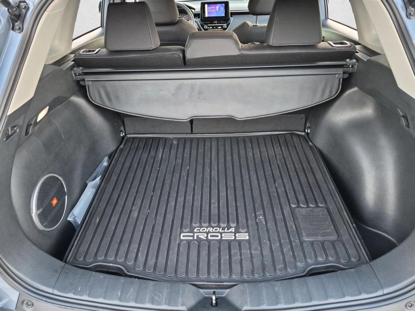 2024 Toyota Corolla Cross LE 4WD (Natl)