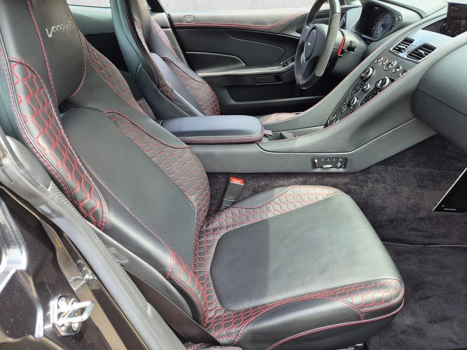 2015 Aston Martin Vanquish 2dr Cpe