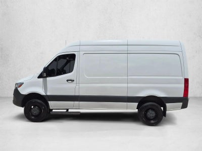 2022 Mercedes-Benz Sprinter Cargo Van 2500 Standard Roof V6 144" 4WD