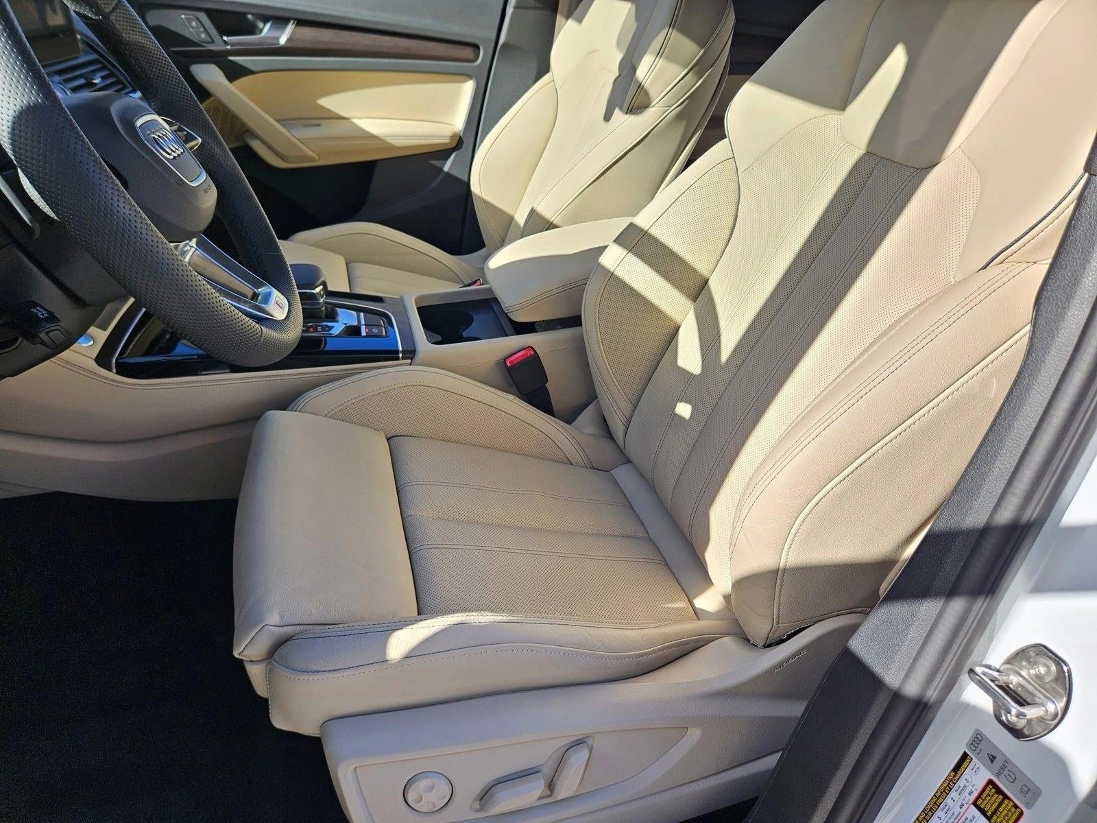 2025 Audi Q5 S line Premium Plus 55 TFSI e quattro