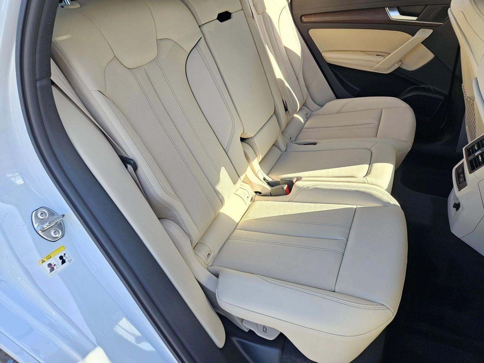 2025 Audi Q5 S line Premium Plus 55 TFSI e quattro