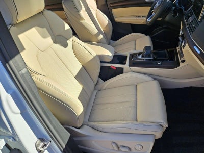 2025 Audi Q5 S line Premium Plus 55 TFSI e quattro