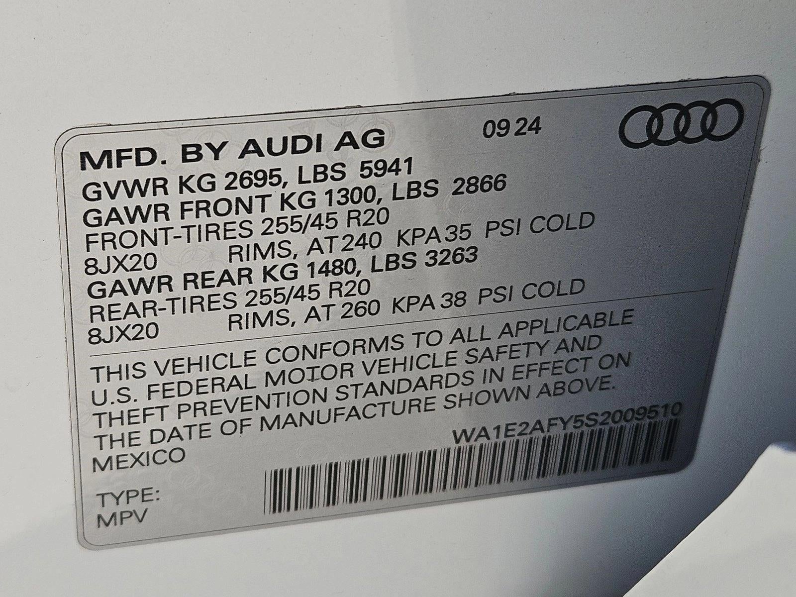 2025 Audi Q5 S line Premium Plus 55 TFSI e quattro