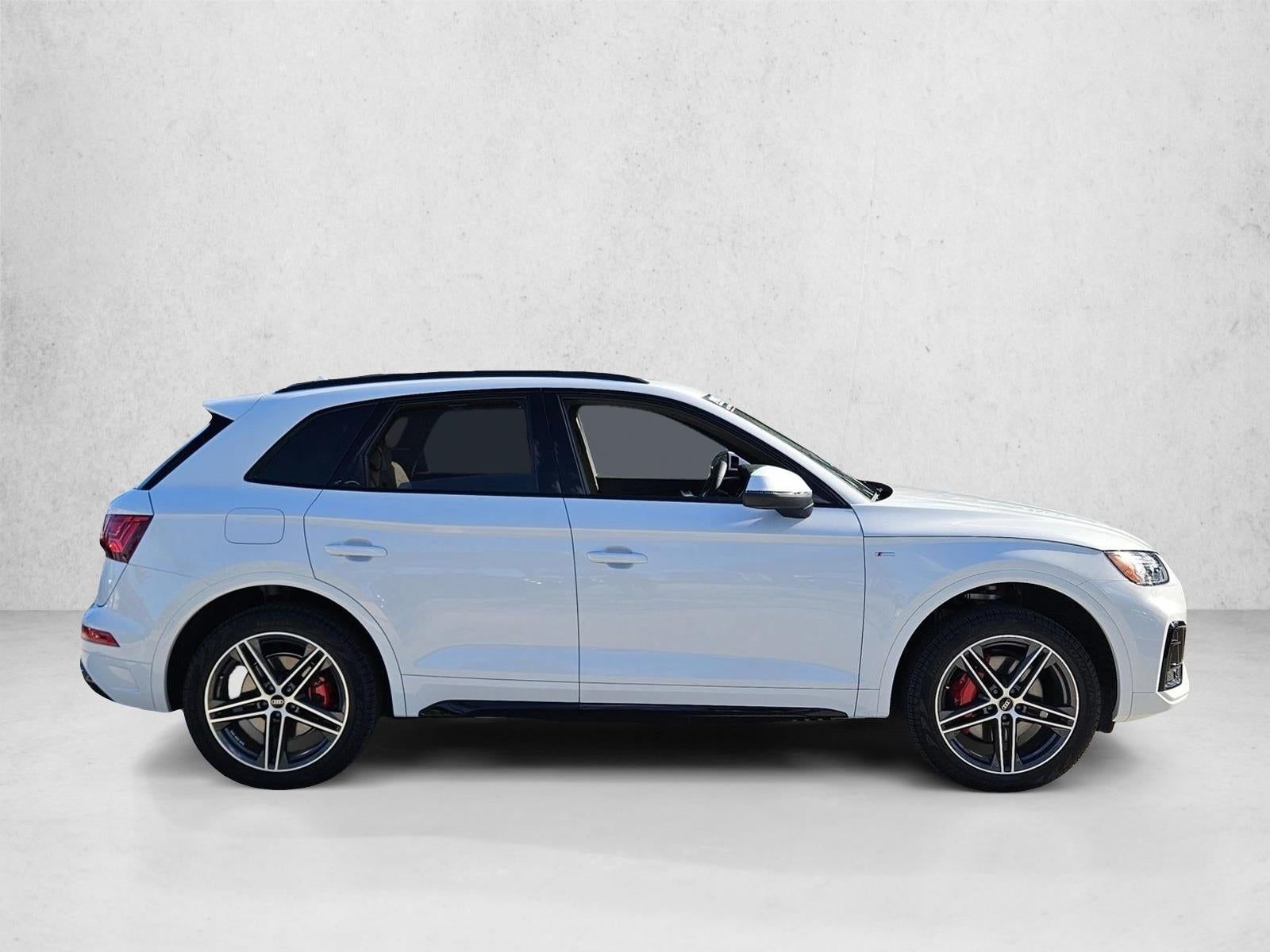 2025 Audi Q5 S line Premium Plus 55 TFSI e quattro