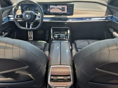2023 BMW 740i Sedan