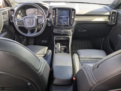 2020 Volvo XC40 T5 AWD Inscription