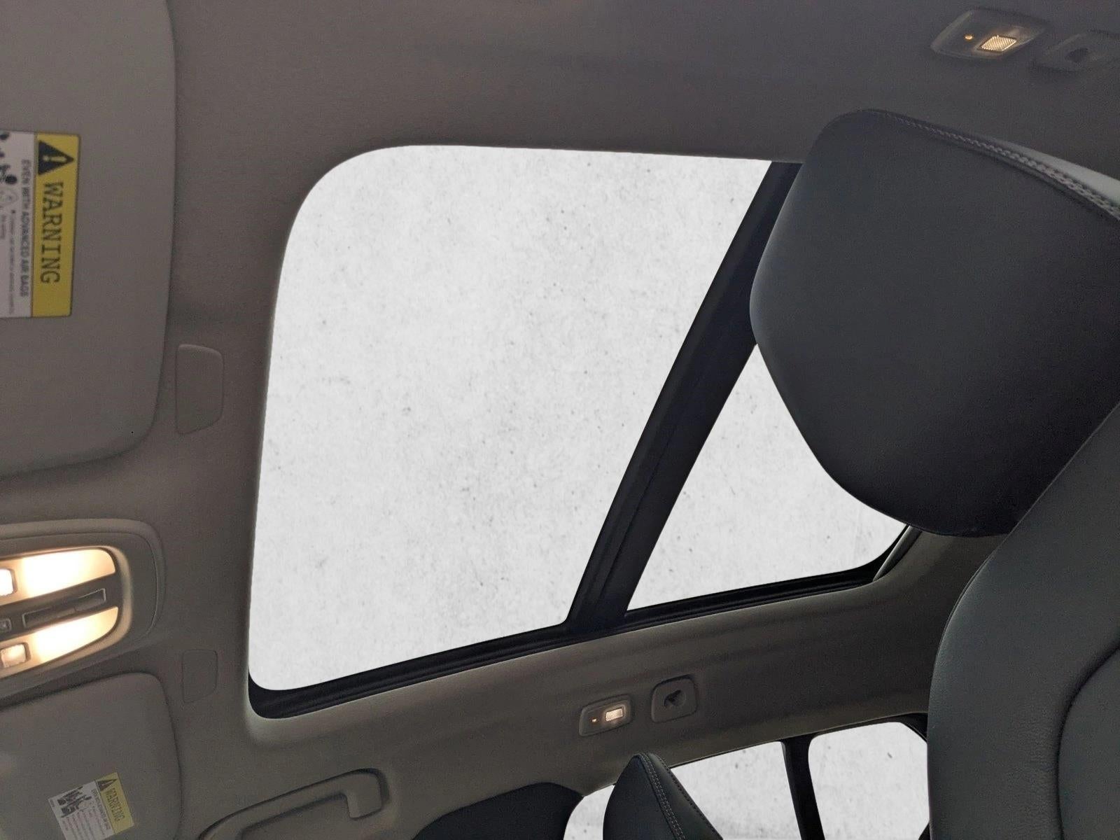 2023 Volvo XC40 B4 FWD Plus Dark Theme