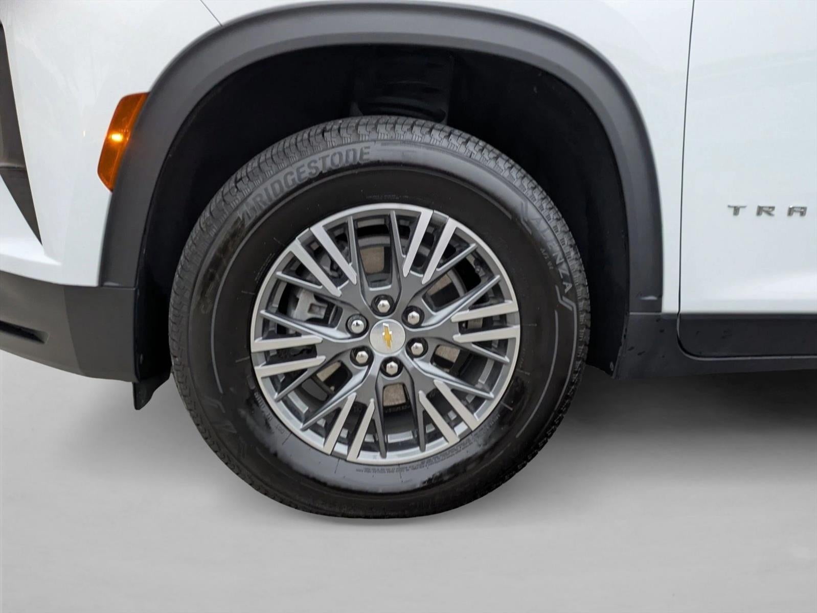 2024 Chevrolet Traverse LS w/1LS