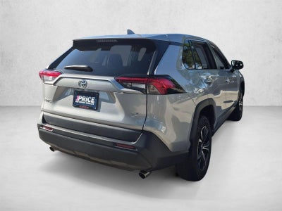 2022 Toyota RAV4 LE FWD (GS)