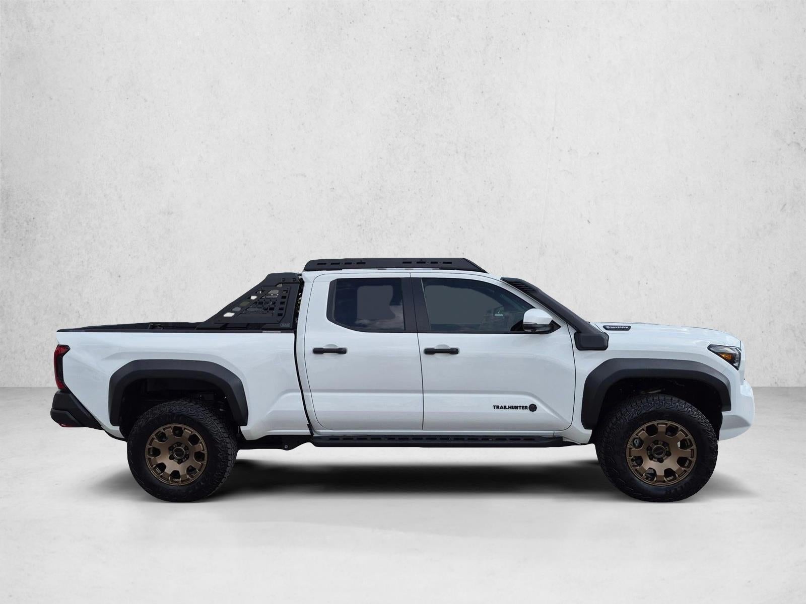 2026 Toyota Tacoma 4WD 4WD Trailhunter Hybrid Double Cab 6' Bed AT (Natl)