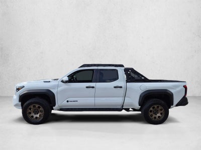 2026 Toyota Tacoma 4WD 4WD Trailhunter Hybrid Double Cab 6' Bed AT (Natl)