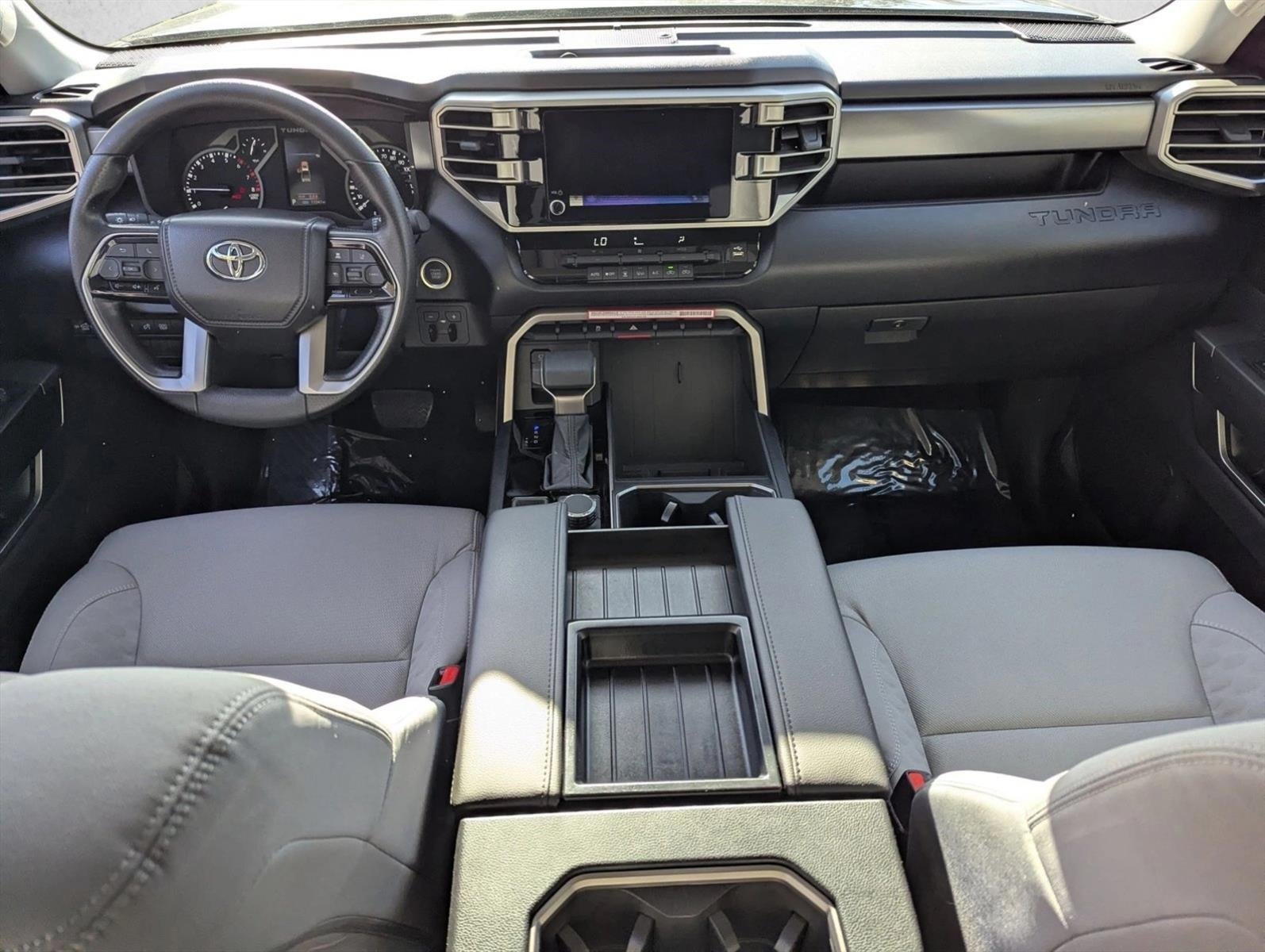 2024 Toyota Tundra 4WD 4WD SR5 CrewMax 5.5' Bed (SE)