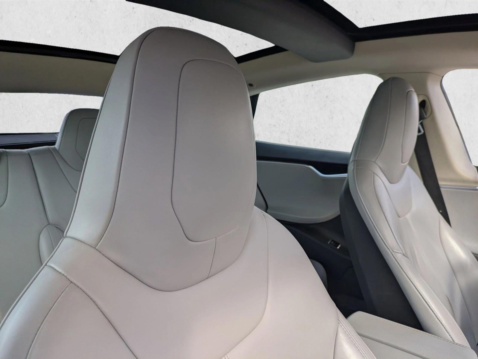 2015 Tesla Model S 4dr Sdn AWD 85D