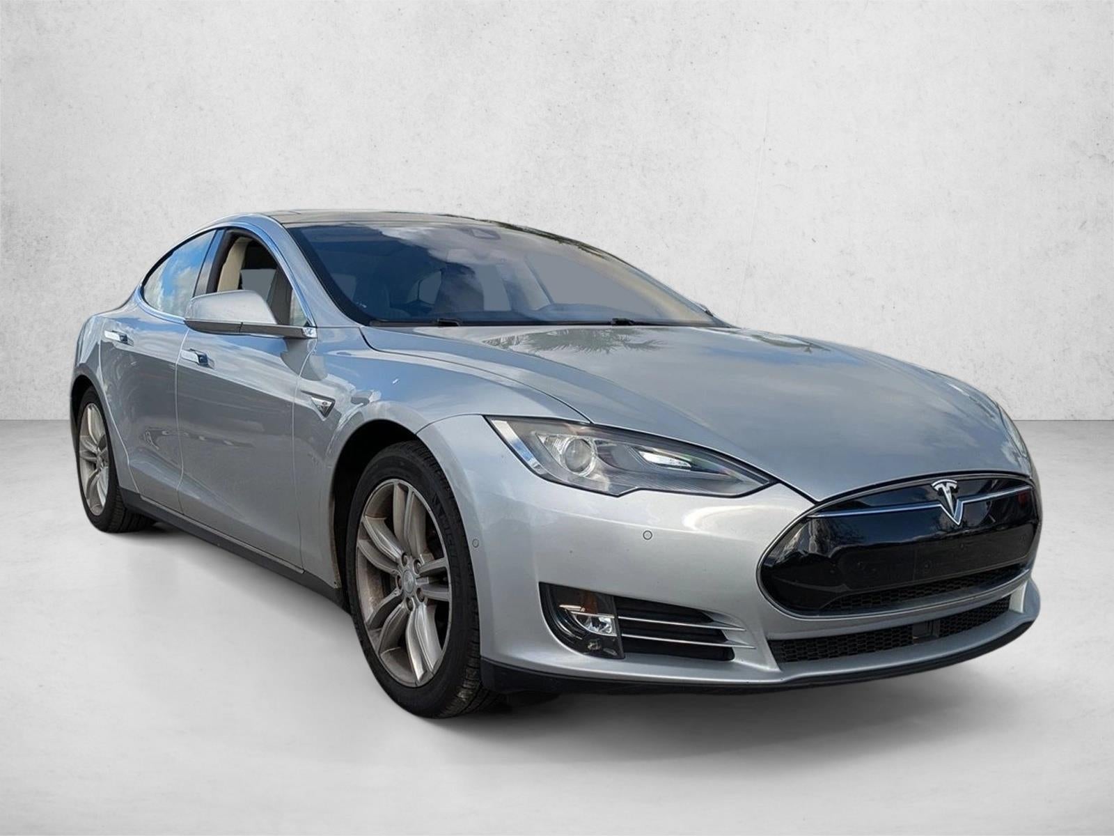 2015 Tesla Model S 4dr Sdn AWD 85D