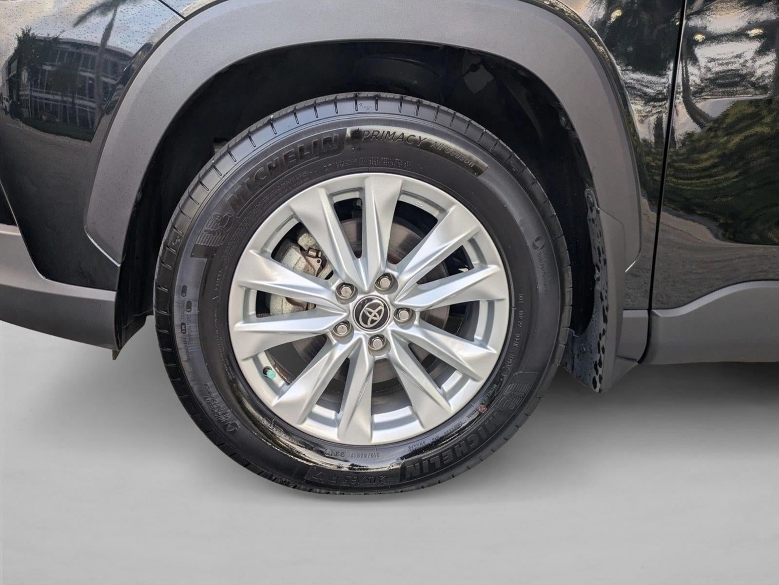 2025 Toyota Corolla Cross LE 2WD (Natl)