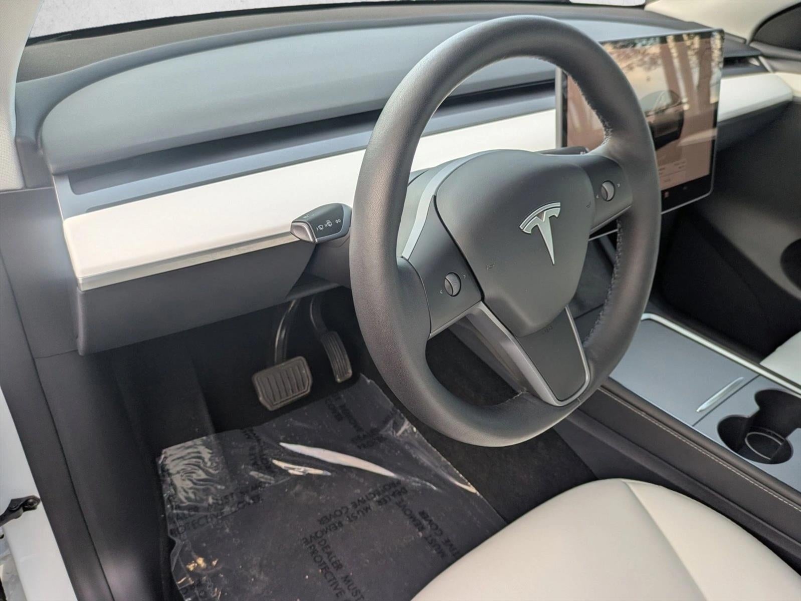 2025 Tesla Model Y Long Range RWD *Ltd Avail*